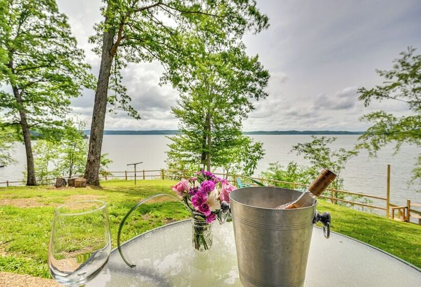 Kentucky Lake Home W/ Boat Launch & Hot Tub!