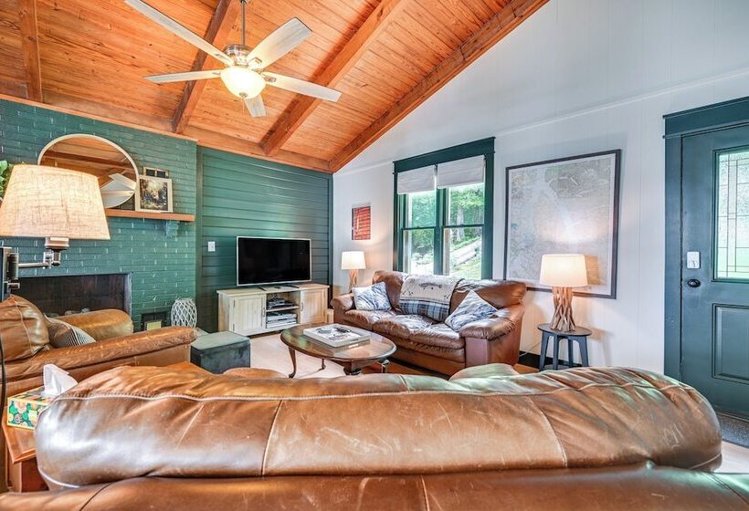 Kentucky Lake Home W/ Boat Launch & Hot Tub!