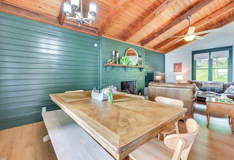 Kentucky Lake Home W/ Boat Launch & Hot Tub!