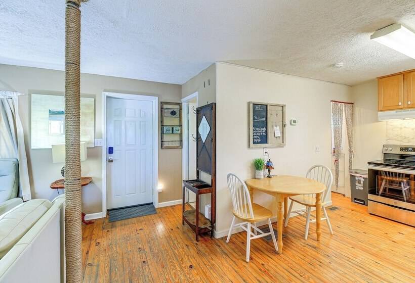 Kingsport  Boone Lake Hideaway  W/ Deck & Views!