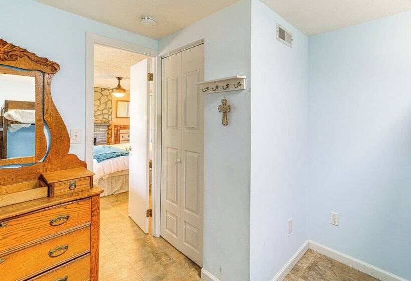 Kingsport  Boone Lake Hideaway  W/ Deck & Views!