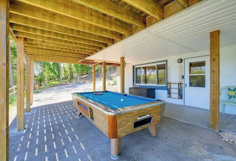 Kingsport  Boone Lake Hideaway  W/ Deck & Views!