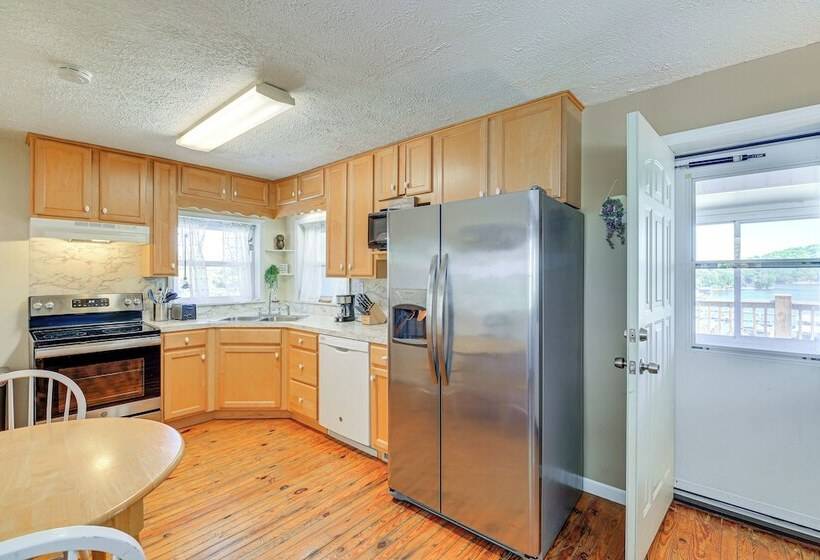 Kingsport  Boone Lake Hideaway  W/ Deck & Views!