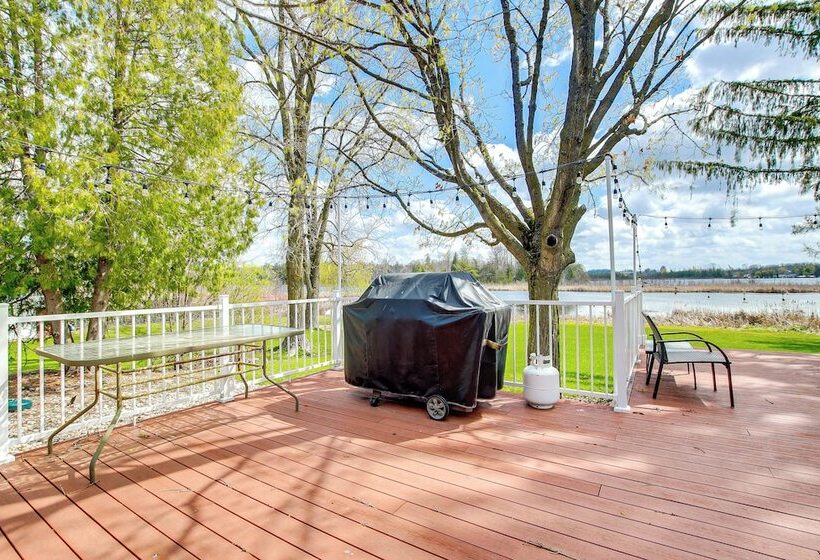 Lakefront Campbellsport Retreat W/ Dock & Yard!