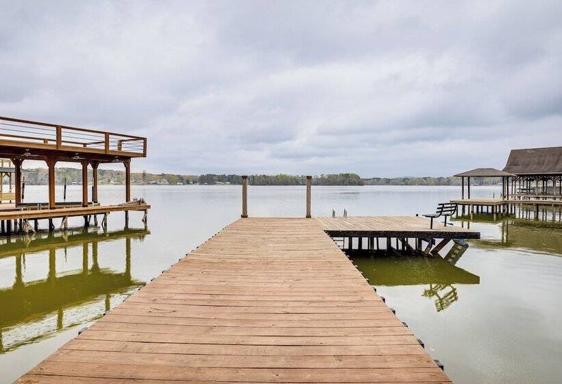 Lakefront Leesburg Home W/ Private Dock & Ramp!
