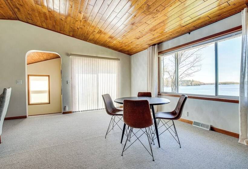 Lakefront Wisconsin Getaway: Fish, Boat, Relax!