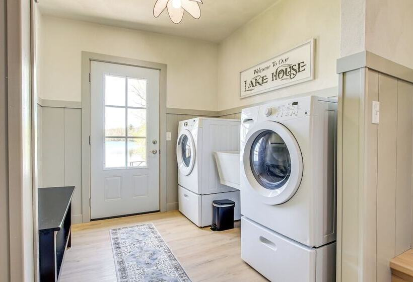 Lakefront Wisconsin Getaway: Fish, Boat, Relax!