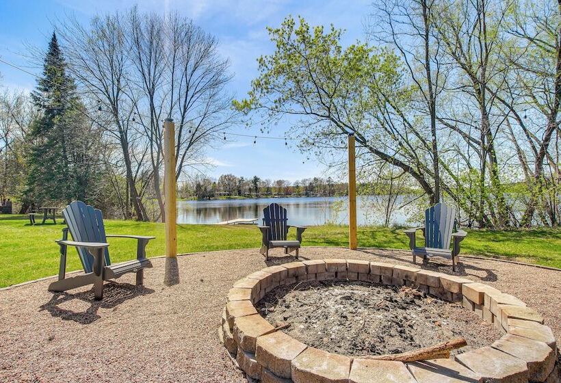 Lakefront Wisconsin Getaway: Fish, Boat, Relax!