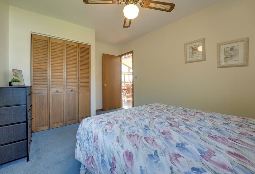 Lakeside Michigan Retreat W/ Boat Dock & Fireplace