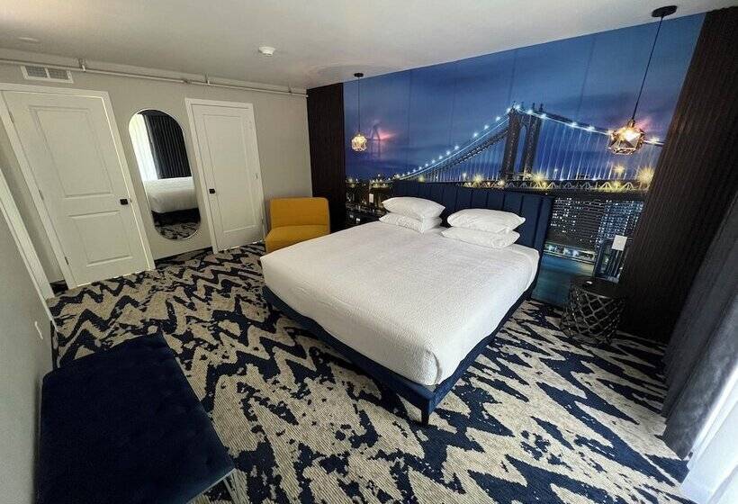 Lighthouse Suites