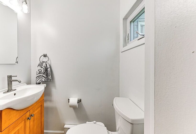 Loon Lake Home W/ Private Boardwalk & Dock