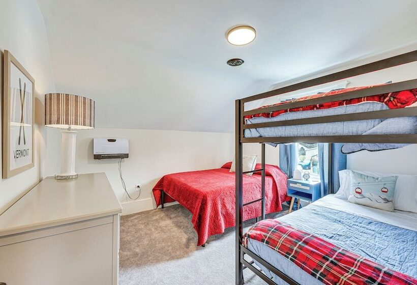 Lovely Ludlow Farmhouse ~ 1 Mi To Town & Slopes!