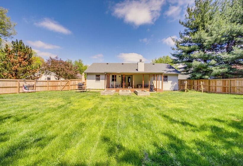 Lovely Terre Haute Home W/ Private Yard & Hot Tub!