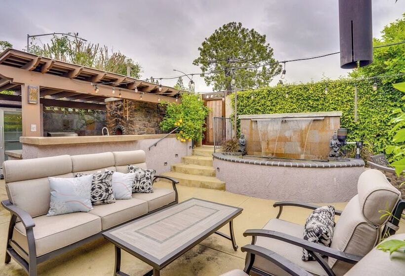 Lovely Tustin Home W/ Outdoor Kitchen: 3 Mi To Zoo