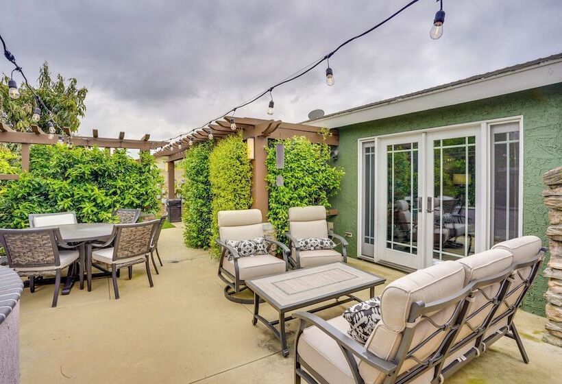 Lovely Tustin Home W/ Outdoor Kitchen: 3 Mi To Zoo