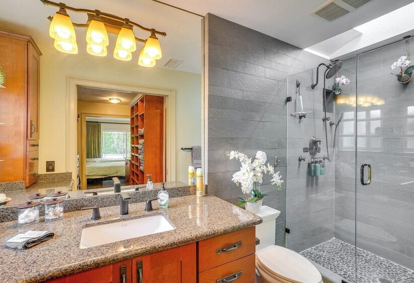 Lovely Tustin Home W/ Outdoor Kitchen: 3 Mi To Zoo