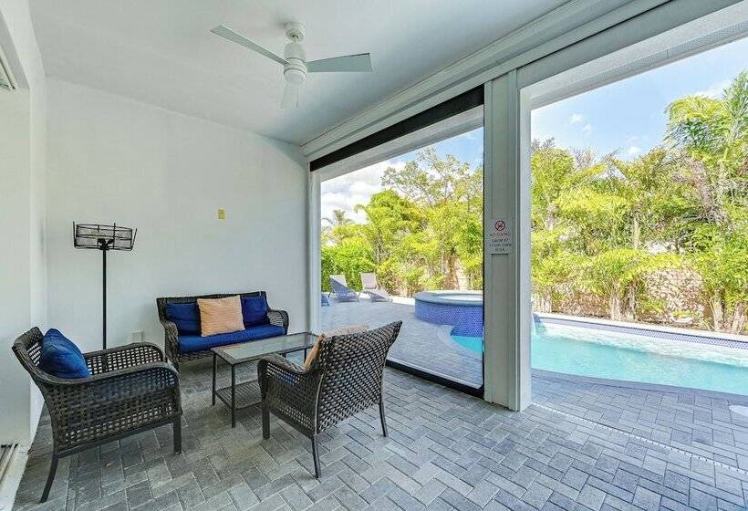 Marco Island Home W/ Pool & Hot Tub Near Beaches!