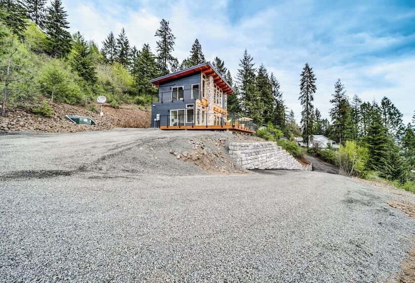 Mid Century Escape: Lake Views, Steps To Cave Bay!