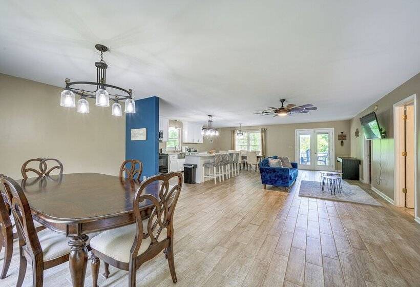 Milledgeville Home W/ Game Room & Private Dock!