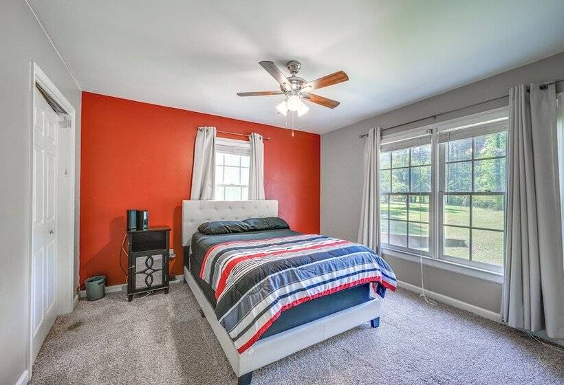 Milledgeville Home W/ Game Room & Private Dock!