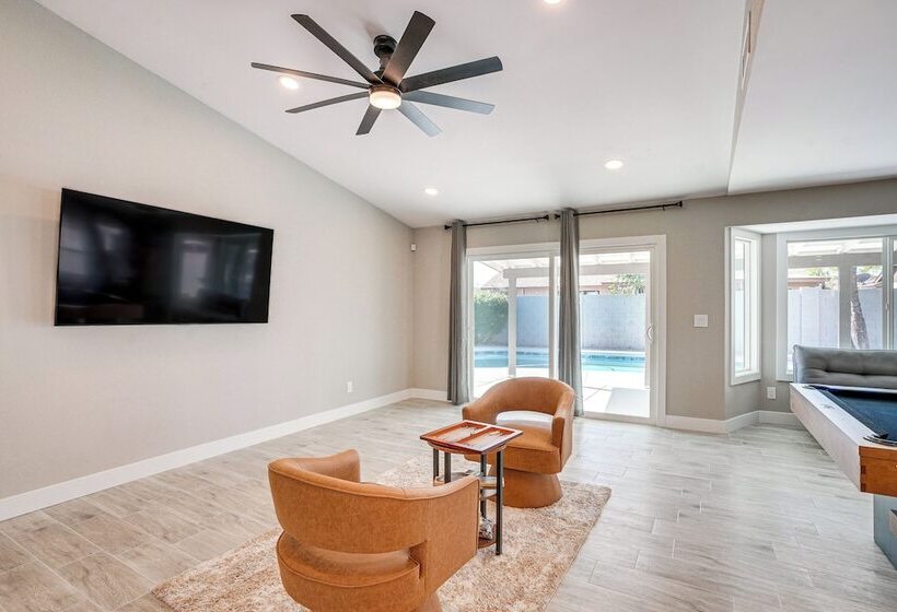 Home Near Spring Training & State Farm Stadium!