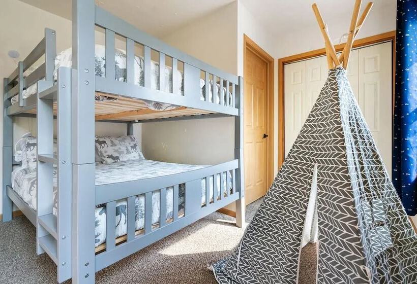 Мотель South Arm Retreats Combined 2br Lakeview