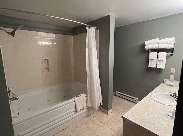 מוטל Webb S Year Round Resort