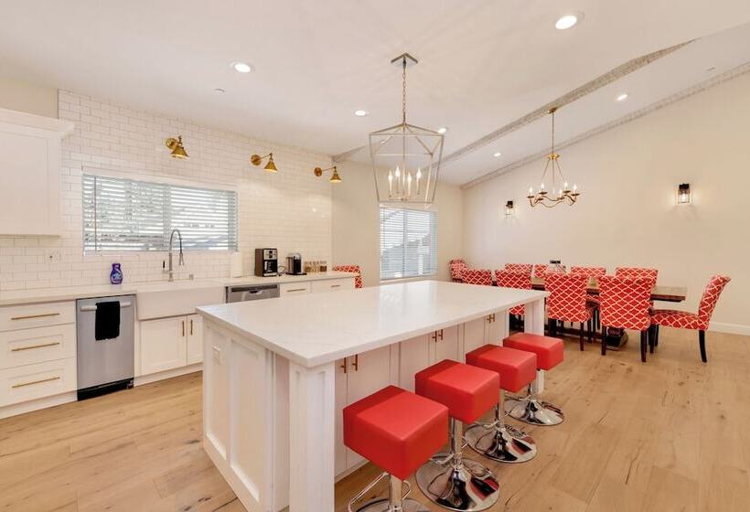 Mountain Palace #2018