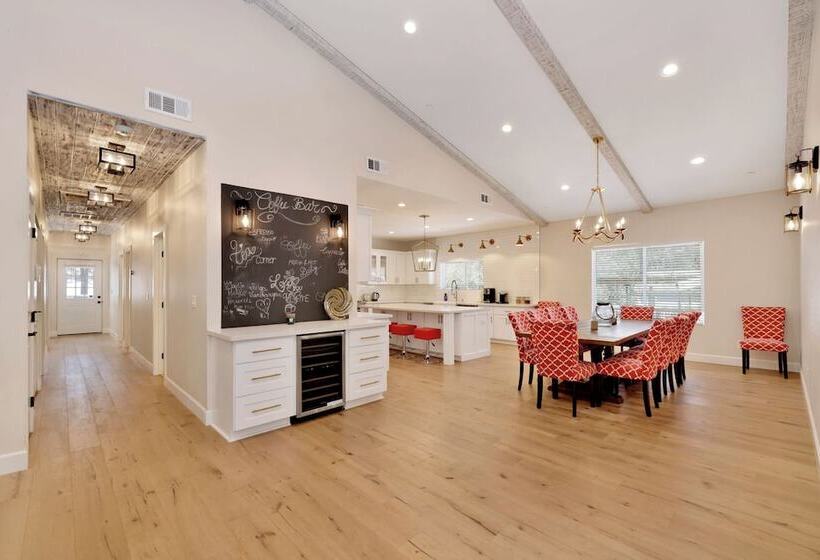 Mountain Palace #2018