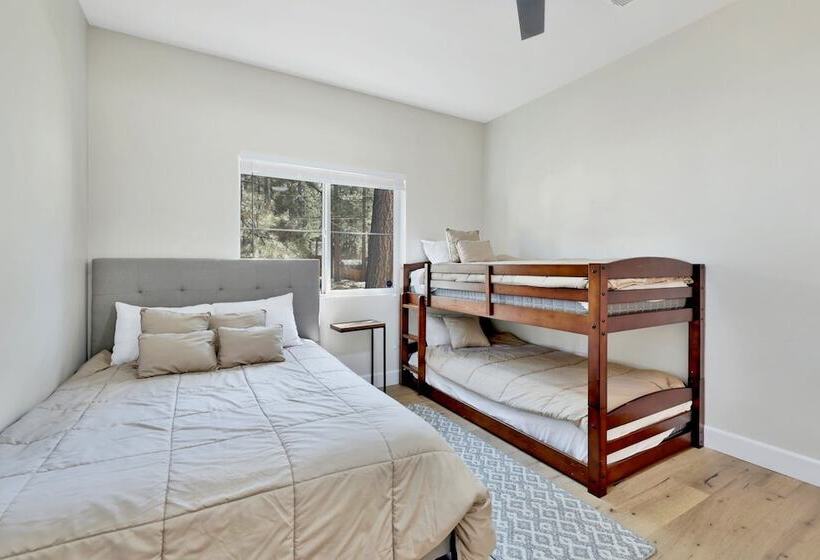 Mountain Palace #2018