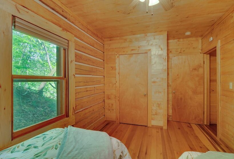 Peaceful Country Home < 5 Mi To Lake Cumberland