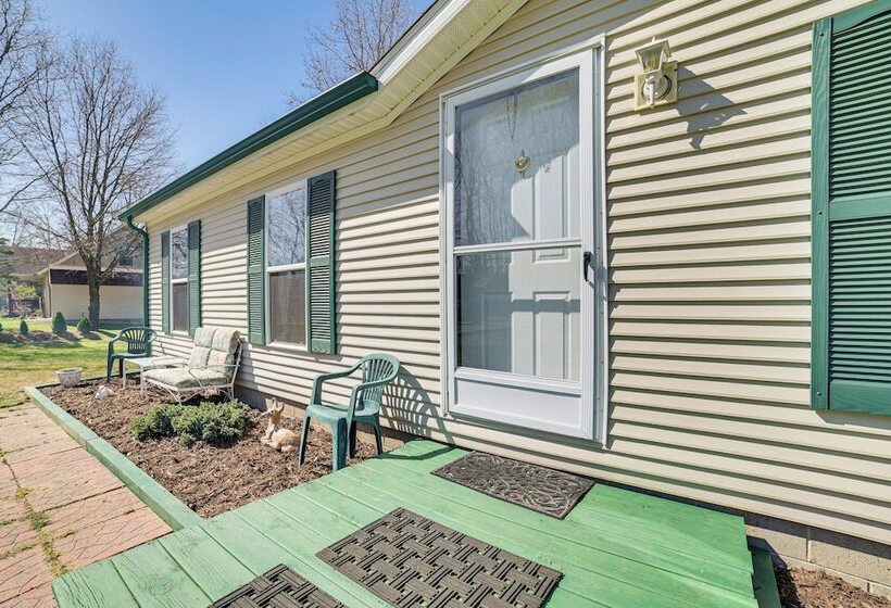 Peaceful Lakefront Home W/ Deck In West Branch!