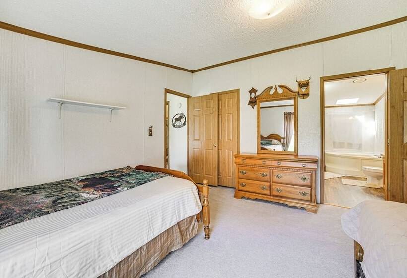 Peaceful Lakefront Home W/ Deck In West Branch!