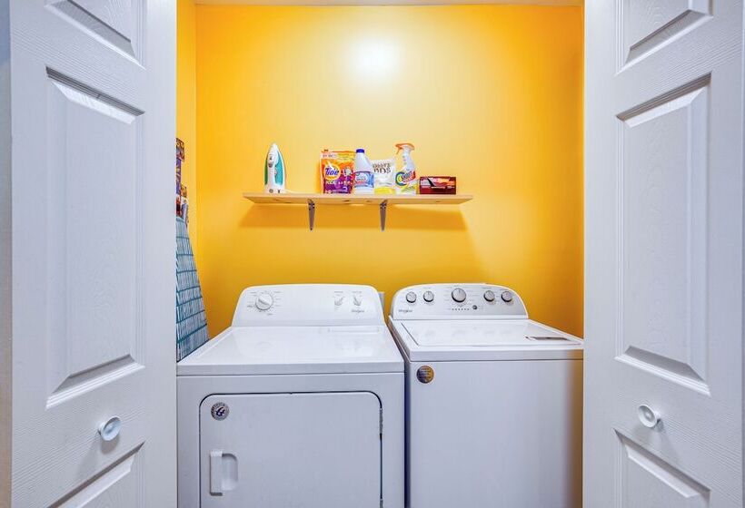 Peaceful Perry Home W/ Patio   Pets Welcome!