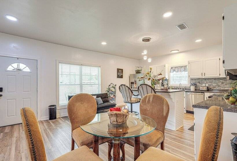 Pensacola Home On 1 Acre W/ Large Yard & Grill!