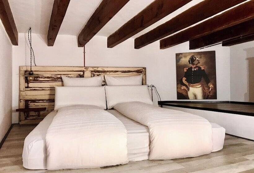 پانسیون Dog Admiral Urban Guest House