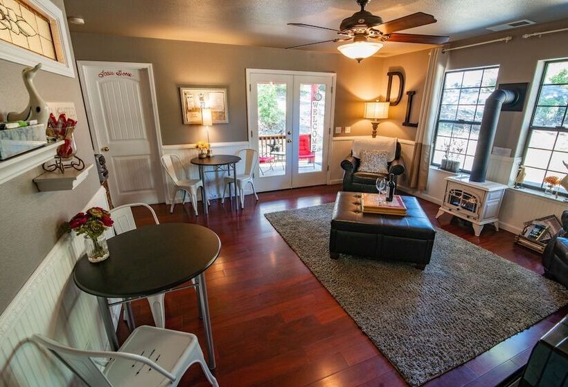 펜션 Drakeslanding Inn