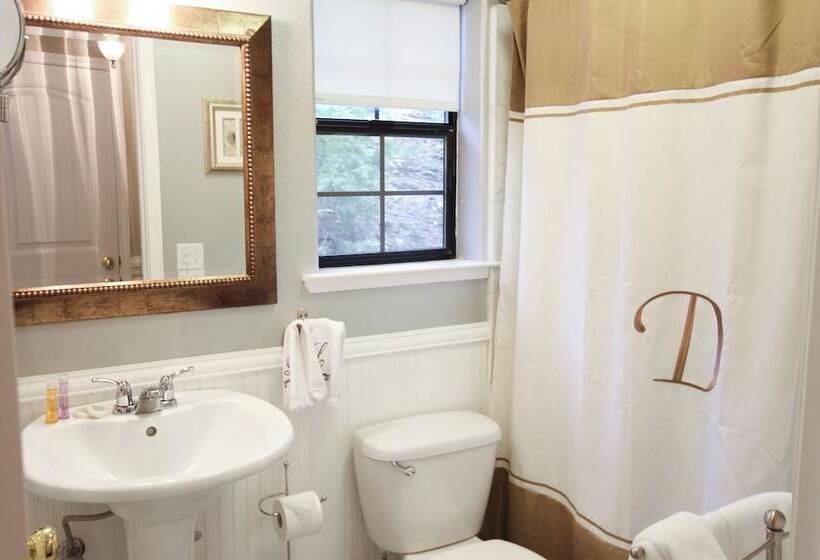 펜션 Drakeslanding Inn