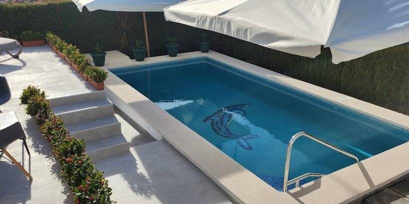 膳宿费 Las Mariposas