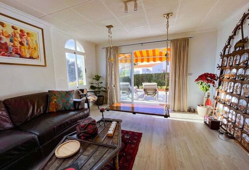 膳宿费 Las Mariposas