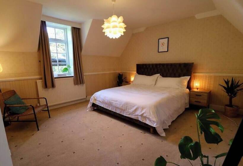 Пансион Mossley Hill Retreat