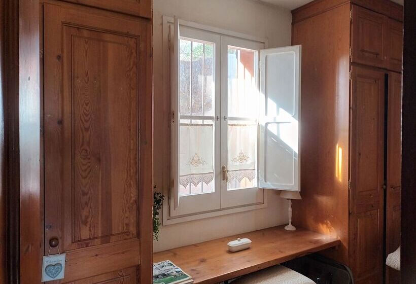 ペンション Suite B&b, Private 2 Bedrooms Living And Pool No Kitchen