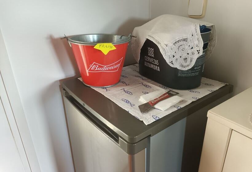 ペンション Suite B&b, Private 2 Bedrooms Living And Pool No Kitchen