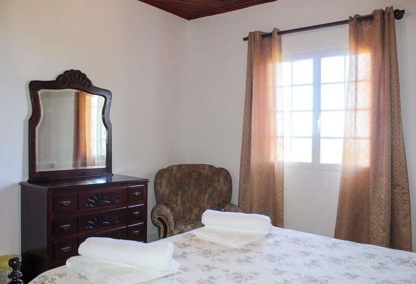 بنسيون Vila Almeida