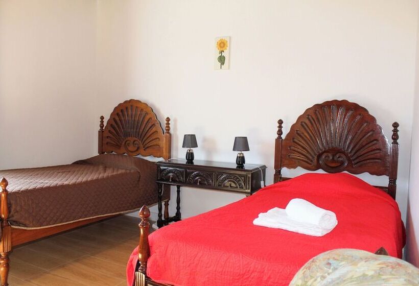 بنسيون Vila Almeida