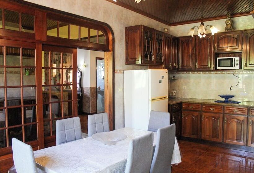 膳宿费 Vila Almeida