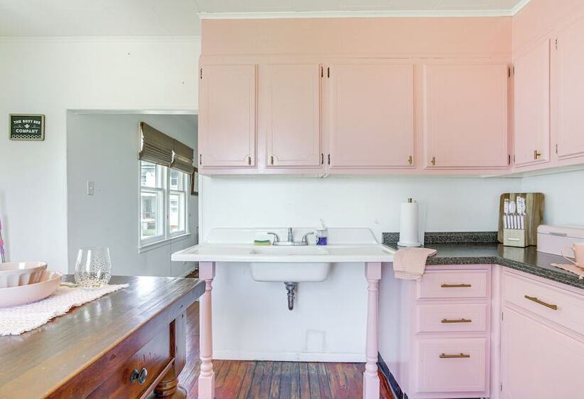 Pet Friendly Smith Island Cottage W/ Golf Cart!