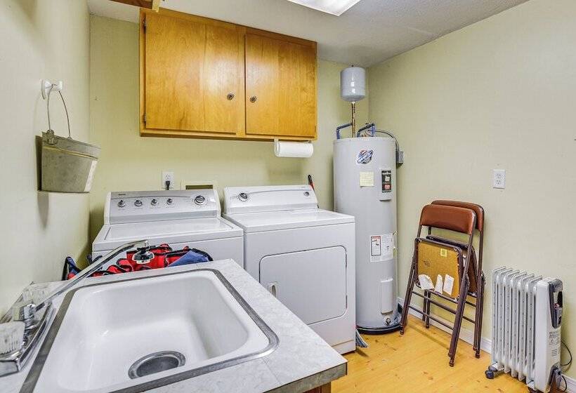 Pet Friendly Stockton Home Near City Park!