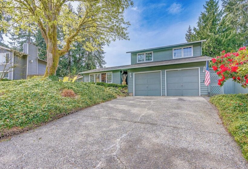 Redmond Home W/ Deck & Patio: 17 Mi To Seattle