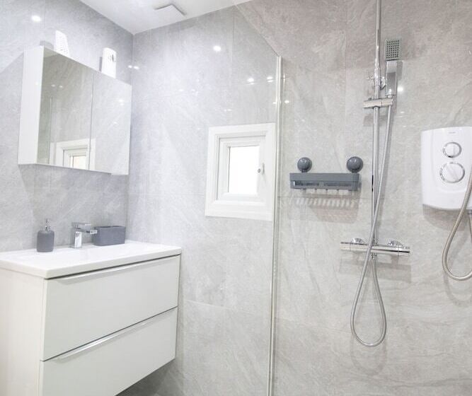 레지던스 2 Bed Near The O2 Arena & Excel & Free Parking